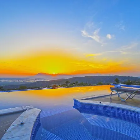 Villa Beyaz Saray Kalkan