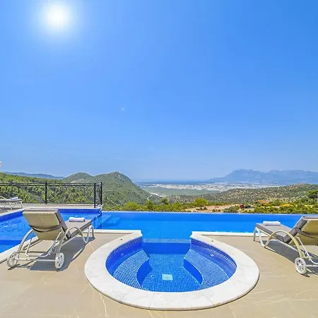Beyaz Saray Villa *