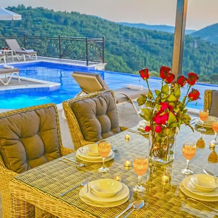 Beyaz Saray Villa *