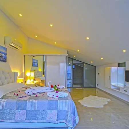 Beyaz Saray * Kalkan