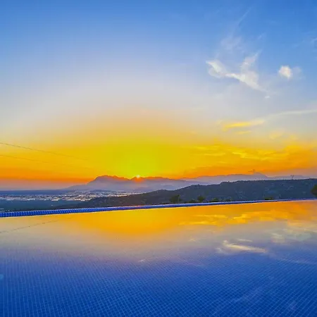 Villa Beyaz Saray Kalkan